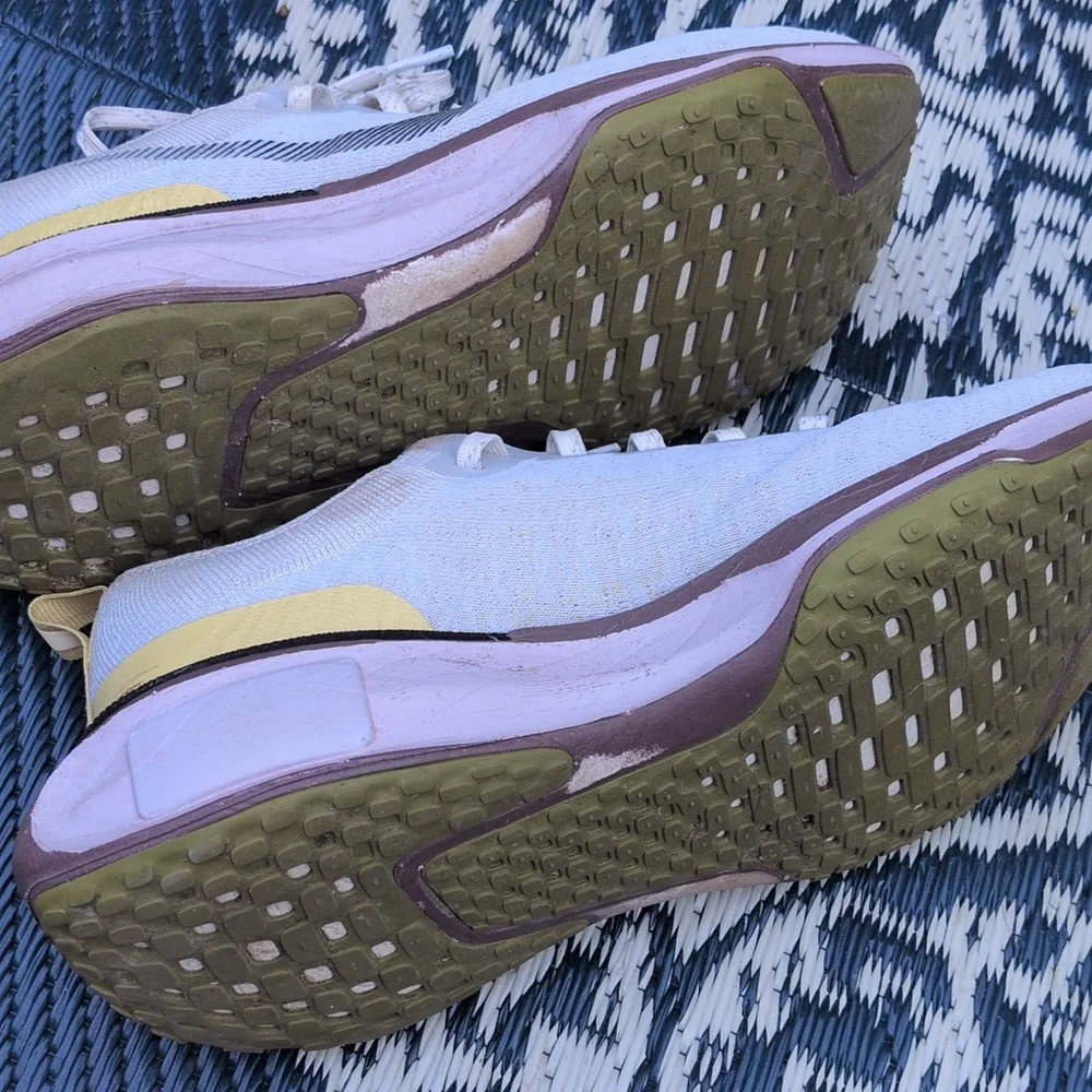 Nike Zoom X Invincible 3 Size 8.5 - Picture 2 of 5